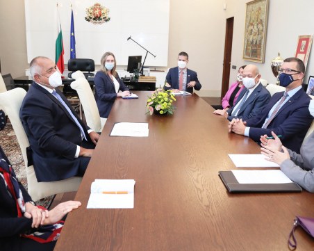 Борисов увери САЩ за дългосрочно сътрудничество относно бойните самолети