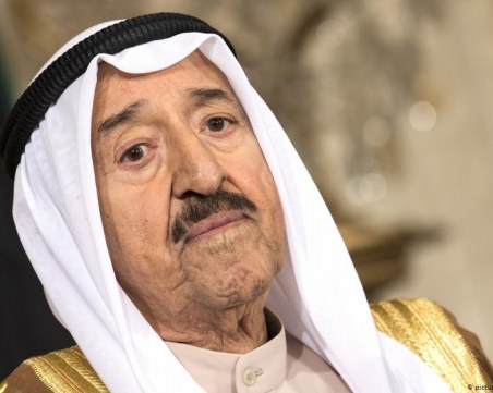 Почина емирът на Кувейт