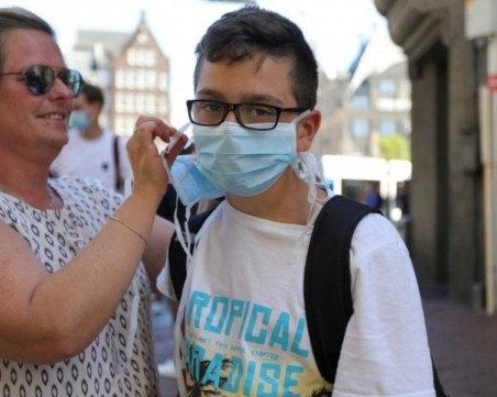 В Нидерландия върнаха част от мерките срещу коронавируса