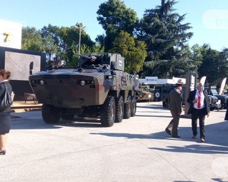 Танкове и изстребители 