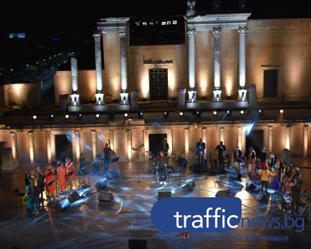 Камен Донев: Оптимистичният ни концерт е срещу натрупания гняв и страх