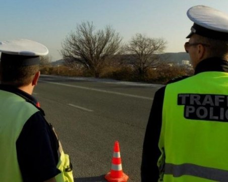 Полицай осъди пияна шофьорка, жалвала се, че ѝ правил сексуални намеци