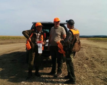 Атанас Добрев: Намаляване на популацията от дива свиня ще помогне за справяне с Африканската чума