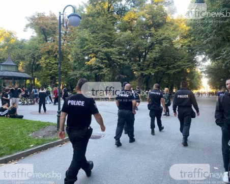 Пловдив подпали фитила: Демонстрации в София и Бургас заради ЛГБТ конфликта под тепетата