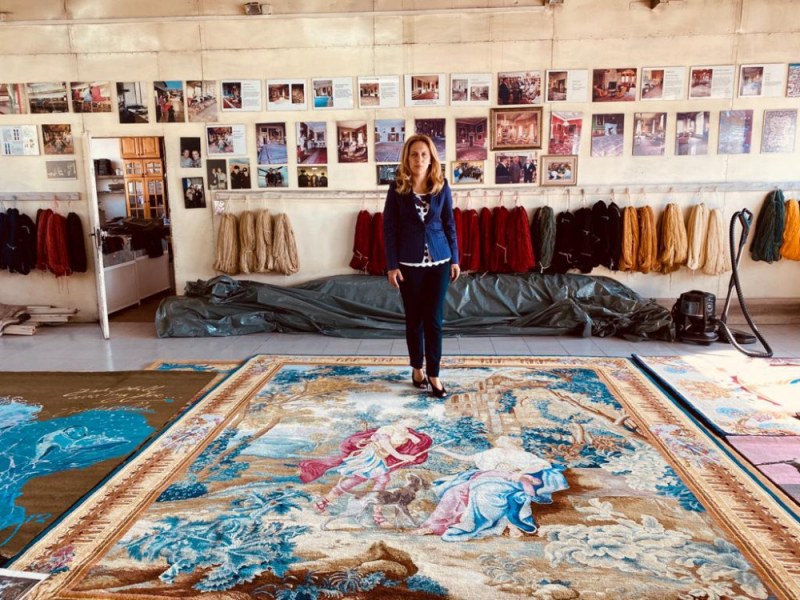 Марияна Николова впечатлена от български килими, които красят Bank of England и 