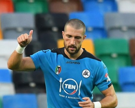 БФС води преговори със Специя да пусне Гълъбинов за мача с Унгария