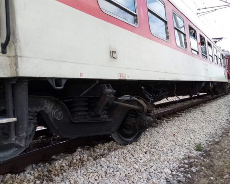 Намшукаха мъж във влака София - Бургас!