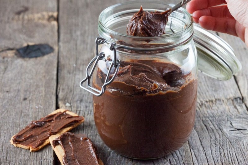Как да си направим домашен течен шоколад без грам захар