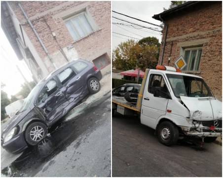 Кола и репатрак се смазаха в Прослав, шофьорите липсват! СНИМКИ