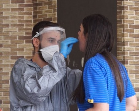 Отново рекорд! 35 нови случая на заразен медицински персонал