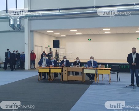 Бойко Борисов следи ситуацията в село Труд с биоцентралата, започват масови проверки