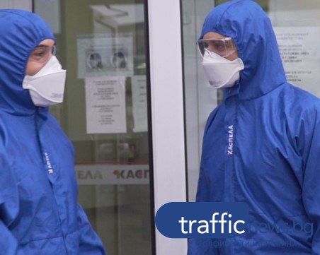 Младите лекари от Пловдив, които лекуват най-тежко болните от COVID-19