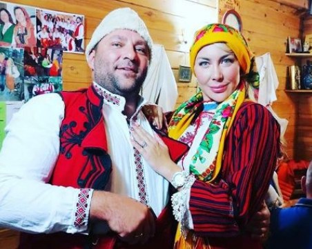 Семейство Батинкови кумуваха по автентичен български обичай