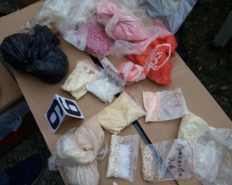 Акция на ГДБОП: Намериха над 200 килограма амфетамини