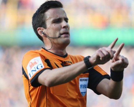 Белгиец свири Финландия - България