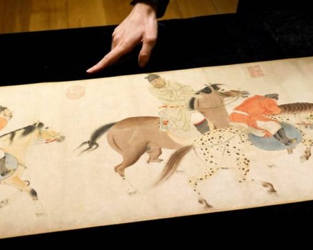 Рядък свитък бе продаден за 42 млн. долара