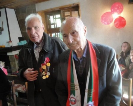 Ветеран и бивш кмет в Родопите почина на 102 години