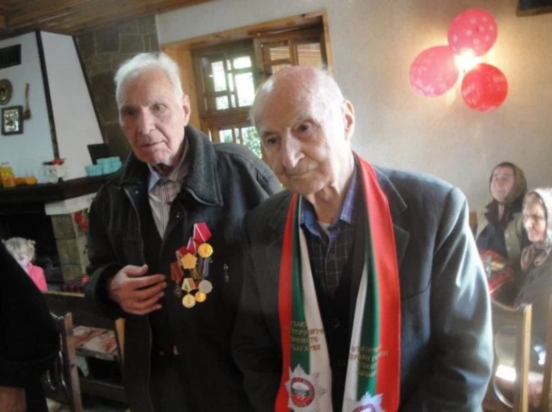 Ветеран и бивш кмет в Родопите почина на 102 години