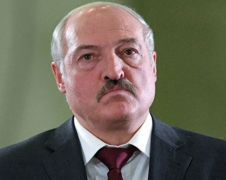 Властите в Беларус позволиха да се използва бойно оръжие срещу протестиращите