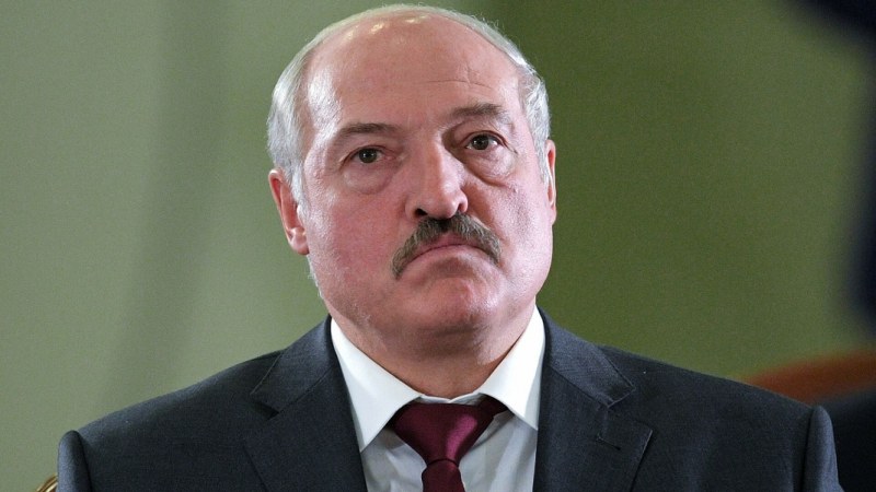 Властите в Беларус позволиха да се използва бойно оръжие срещу протестиращите