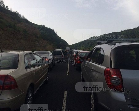 Няма промяна! Остават ограниченията за влизане в Гърция