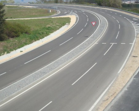 Затвориха Прохода на Републиката заради катастрофа! Има загинал