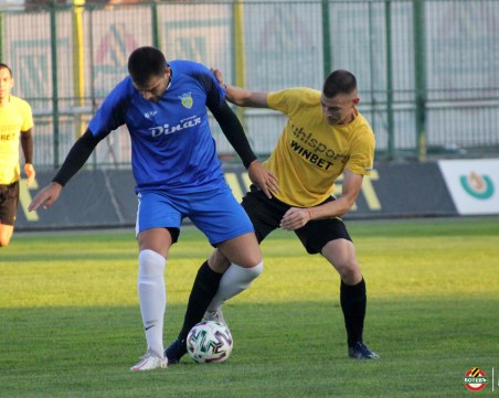 Ботев се наложи над Гигант в оспорвана среща