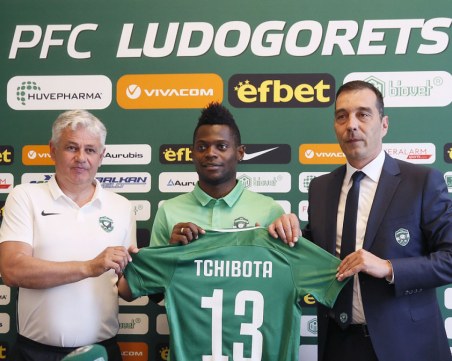 Играч на Лудогорец с коронавирус