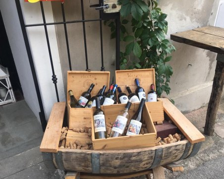 Пловдивска връзка в международен канал за бутиково вино от Болгери