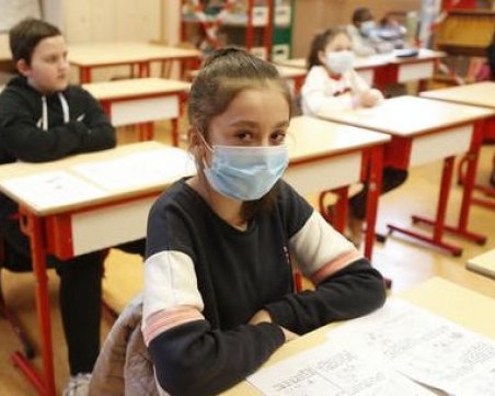 Променят учебната програма за 5, 6 и 7 клас, вижте как