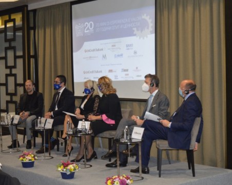 Стамен Янев: Обсъждаме още мерки за стимулиране на бизнеса