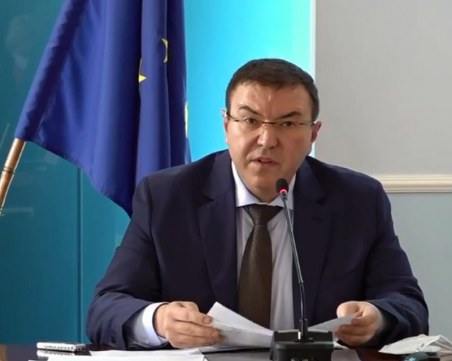 Затягат контрола! Полиция и РЗИ тръгват на денонощни проверки по молове и дискотеки