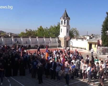 Арменците в Пловдив набират помощи за сънародниците си в Арцах