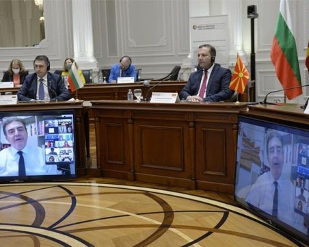 Обсъждаха облекченото движение в Западните Балкани само с лични карти