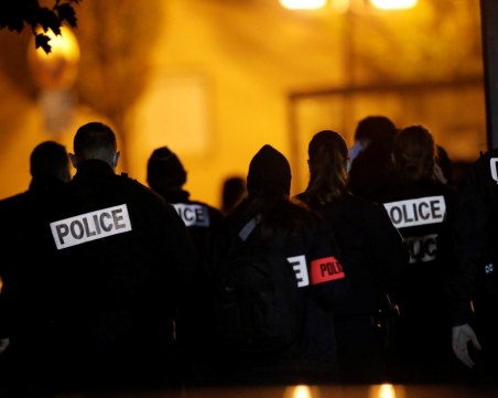 Продължават масови акции срещу ислямисти във Франция