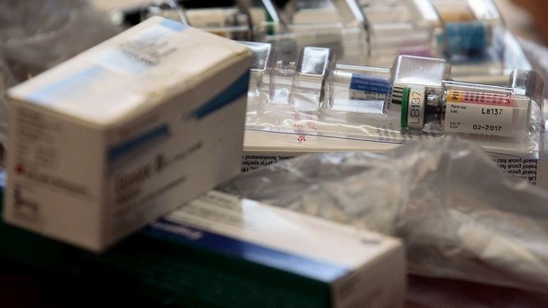 Безплатните ваксини идват при джипитата днес! Ще покрият ли аптеките в Пловдив списъците с чакащи?