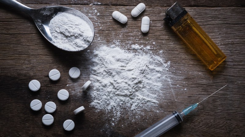 Служител на траурна агенция върти бизнес с дрога, пипнаха го с близо 1 кг.кокаин