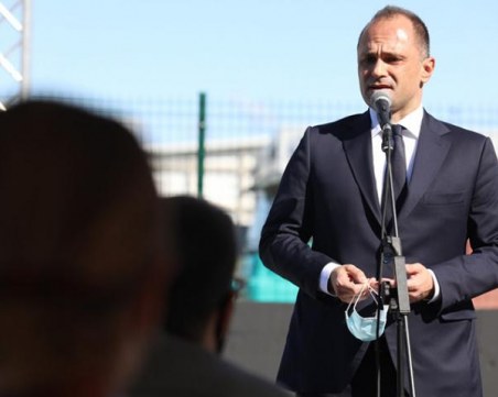 Нови мерки срещу коронавируса прие правителството в Македония