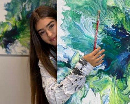 Пловдивчанката Елия от 4Magic представя първата си изложба с картини