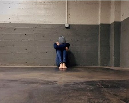 Тормоз в гимназия край Пловдив: Момче отмъсти на съученичка, пусна порно клипче в мрежата