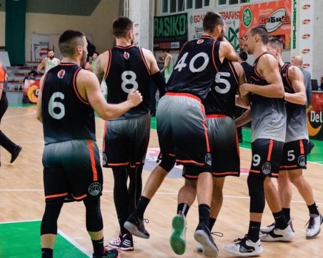 Академик започна с драматична победа в Балканската лига