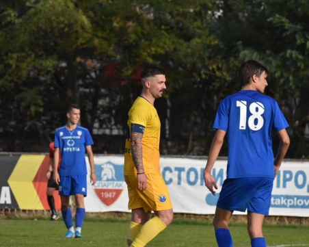 Марица обърна Спартак в драма с червен картон и изпусната дузпа