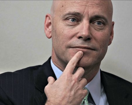 Шефът на кабинета на Майк Пенс е с коронавирус