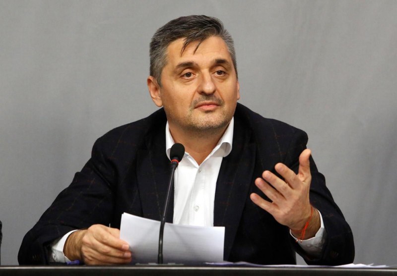 Кирил Добрев също с положителен тест за коронавирус