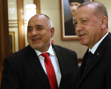 Ердоган с писмо до Бойко Борисов, предлага помощ при лечението му с COVID-19