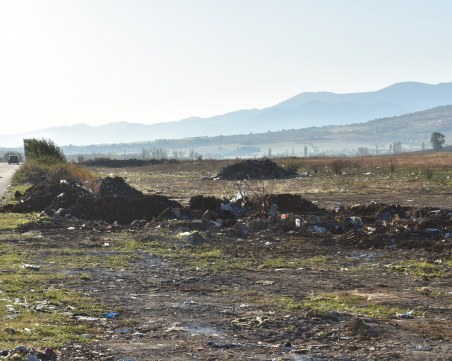 Почистиха голямо сметище край Асеновград
