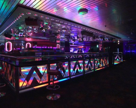 Затварят нощните заведения и в Ловеч