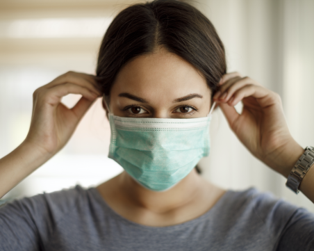 Нова теория: с маска неусетно можем да изградим имунитет