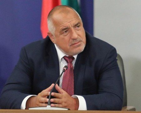 Премиерът: 300 млн.евро струва осигуряването на ваксина, а не сме наясно колко хора ще се ваксинират