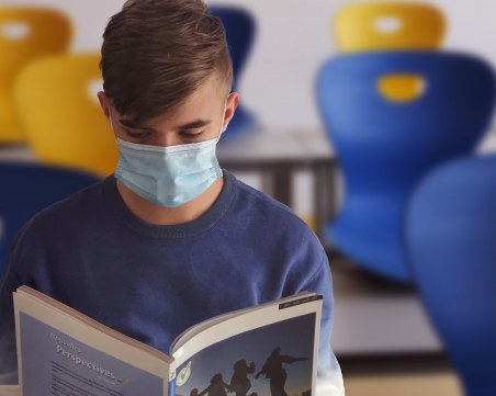 Езиковите центрове: Кому пречи частното образование? Защо за едни може, за други - не?